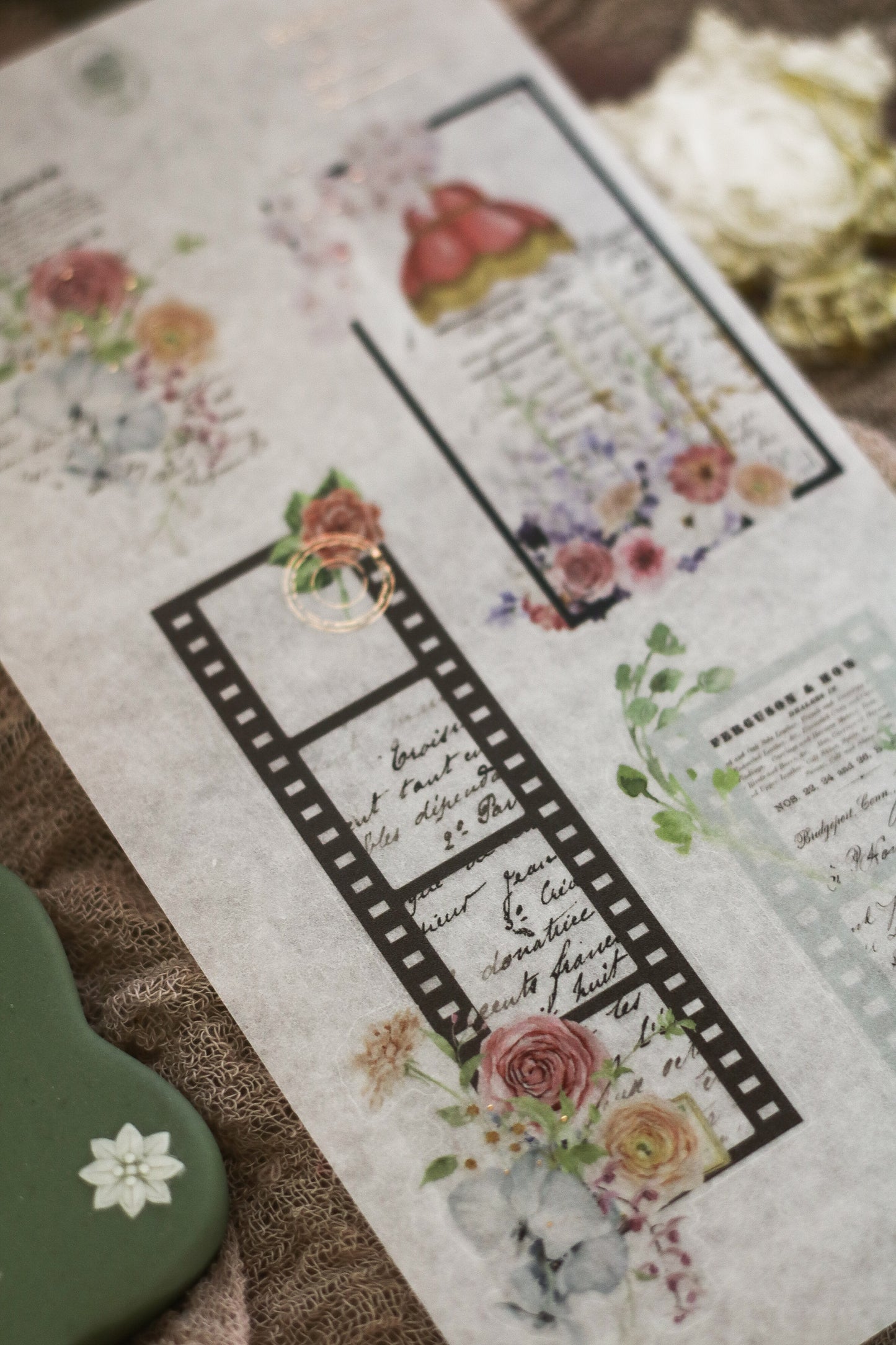 calm blossom - vintage floral frame sheet (rose gold foil)