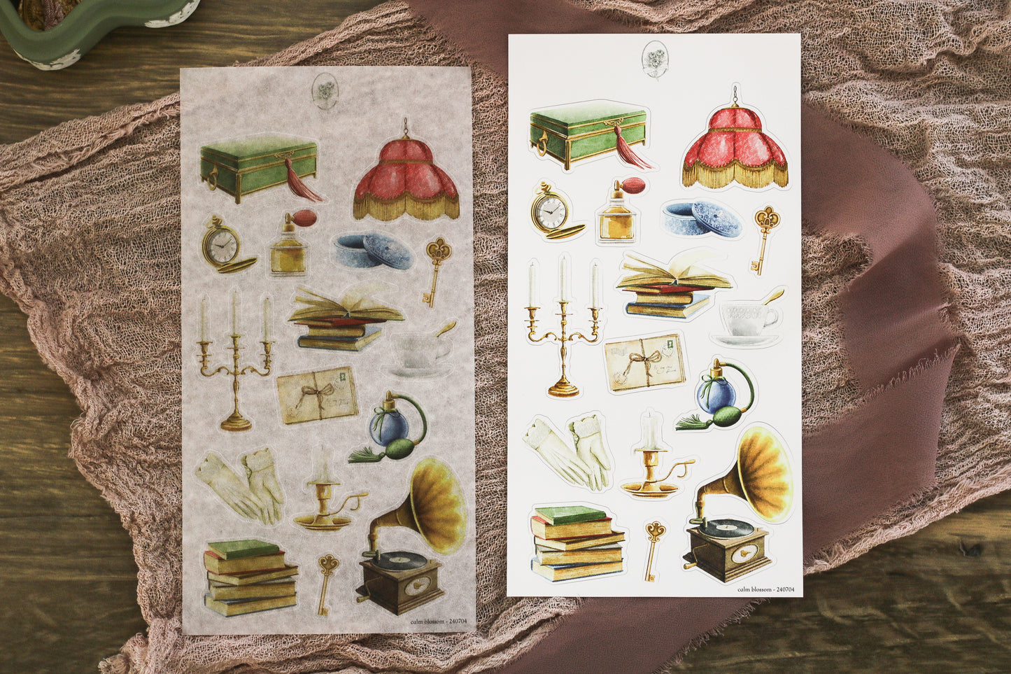 calm blossom - small vintage items