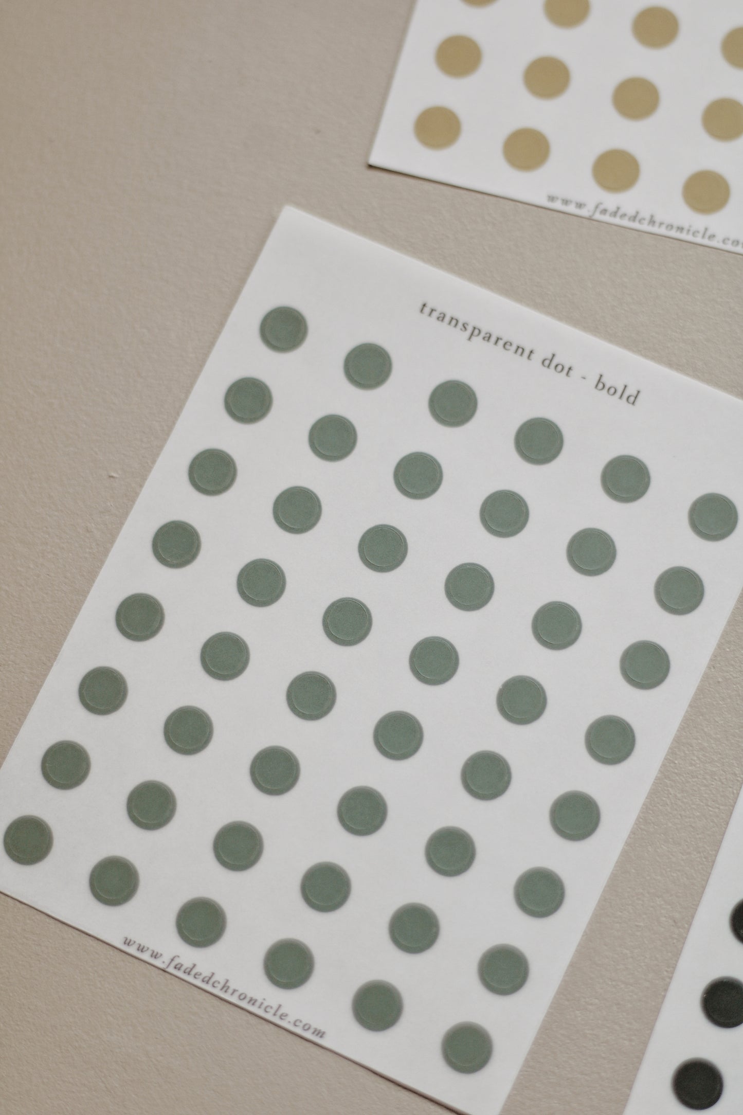 Transparent dot - retro velvet