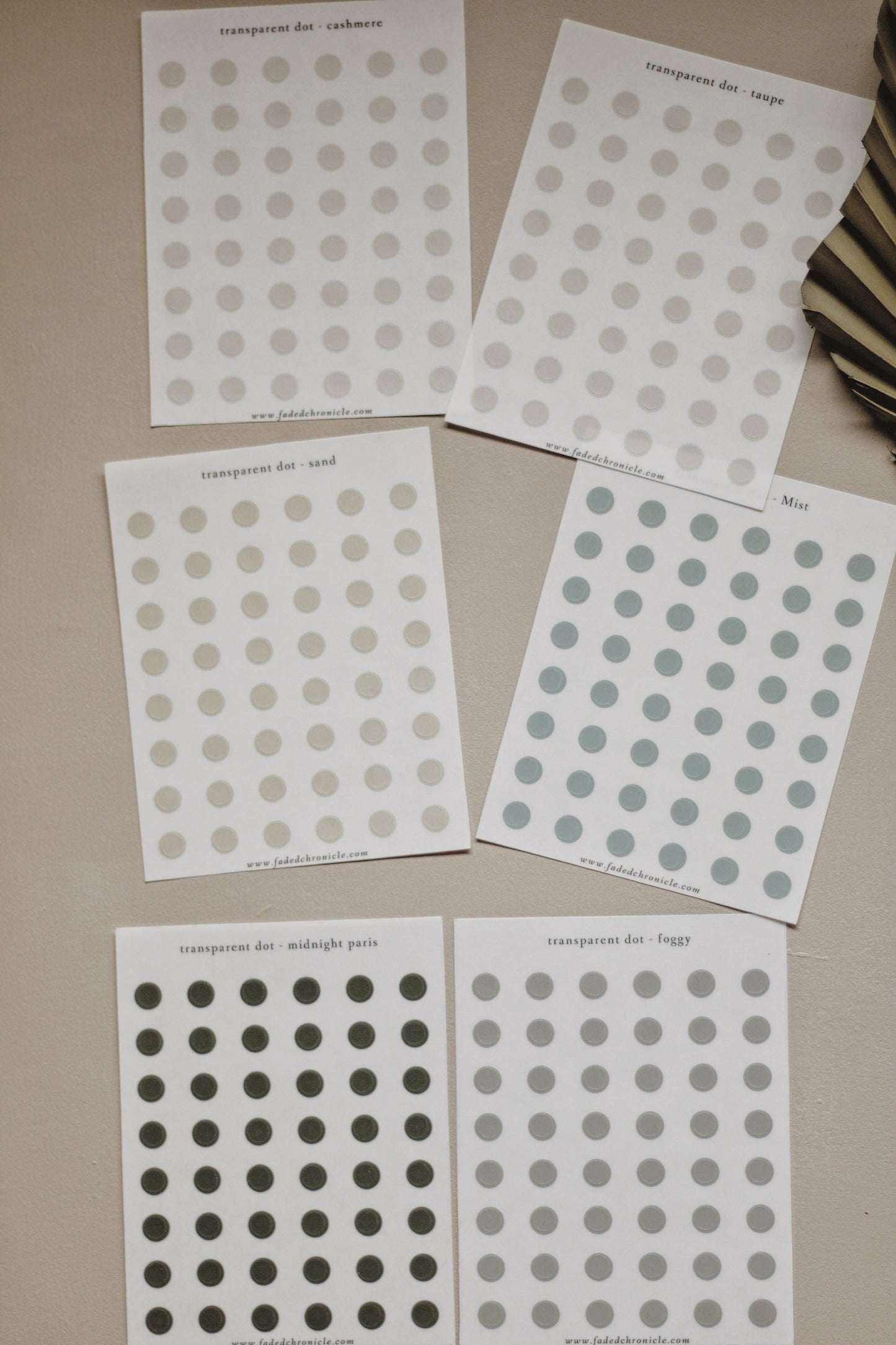 Transparent dot - foggy midnight