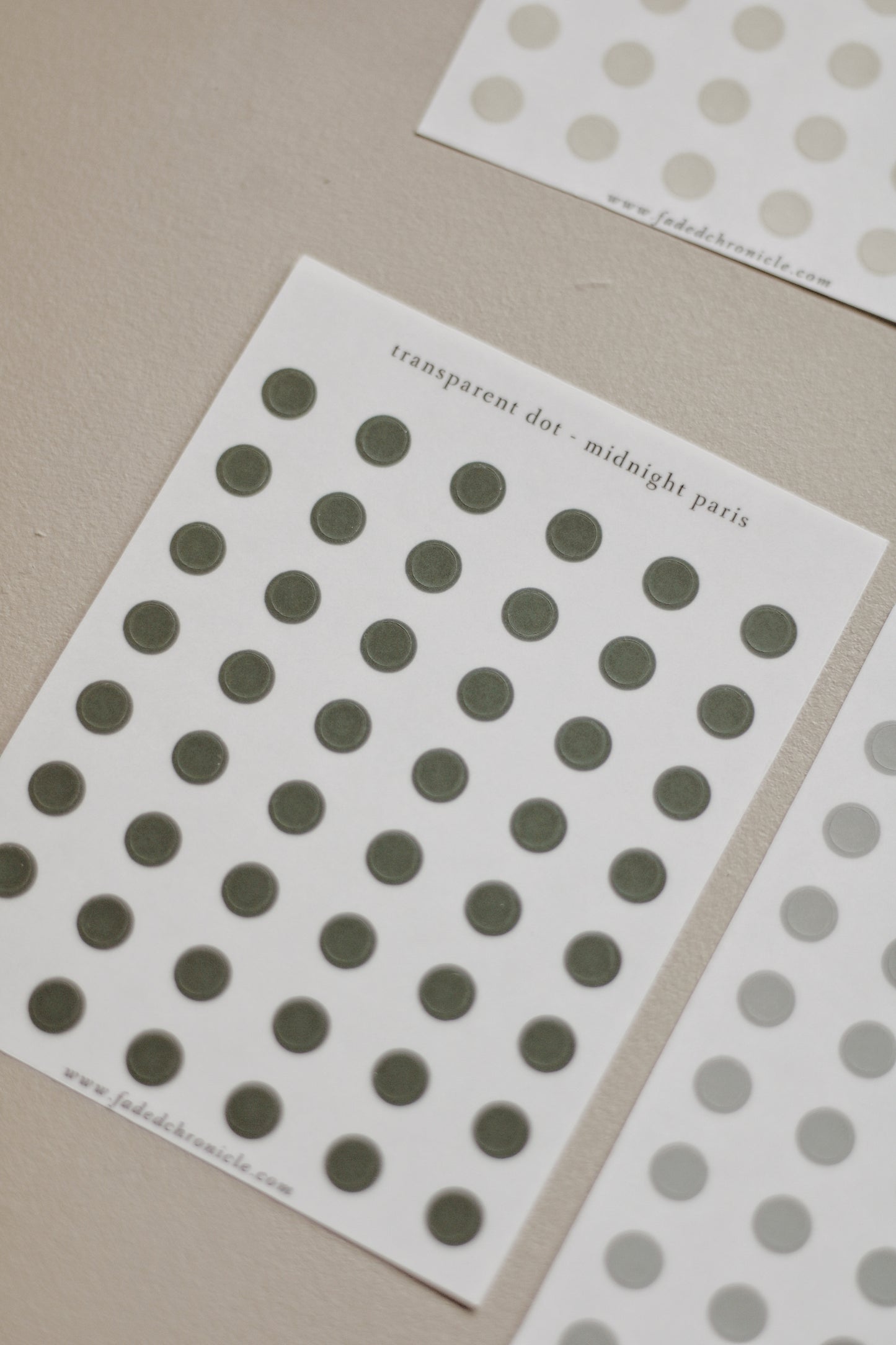 Transparent dot - foggy midnight