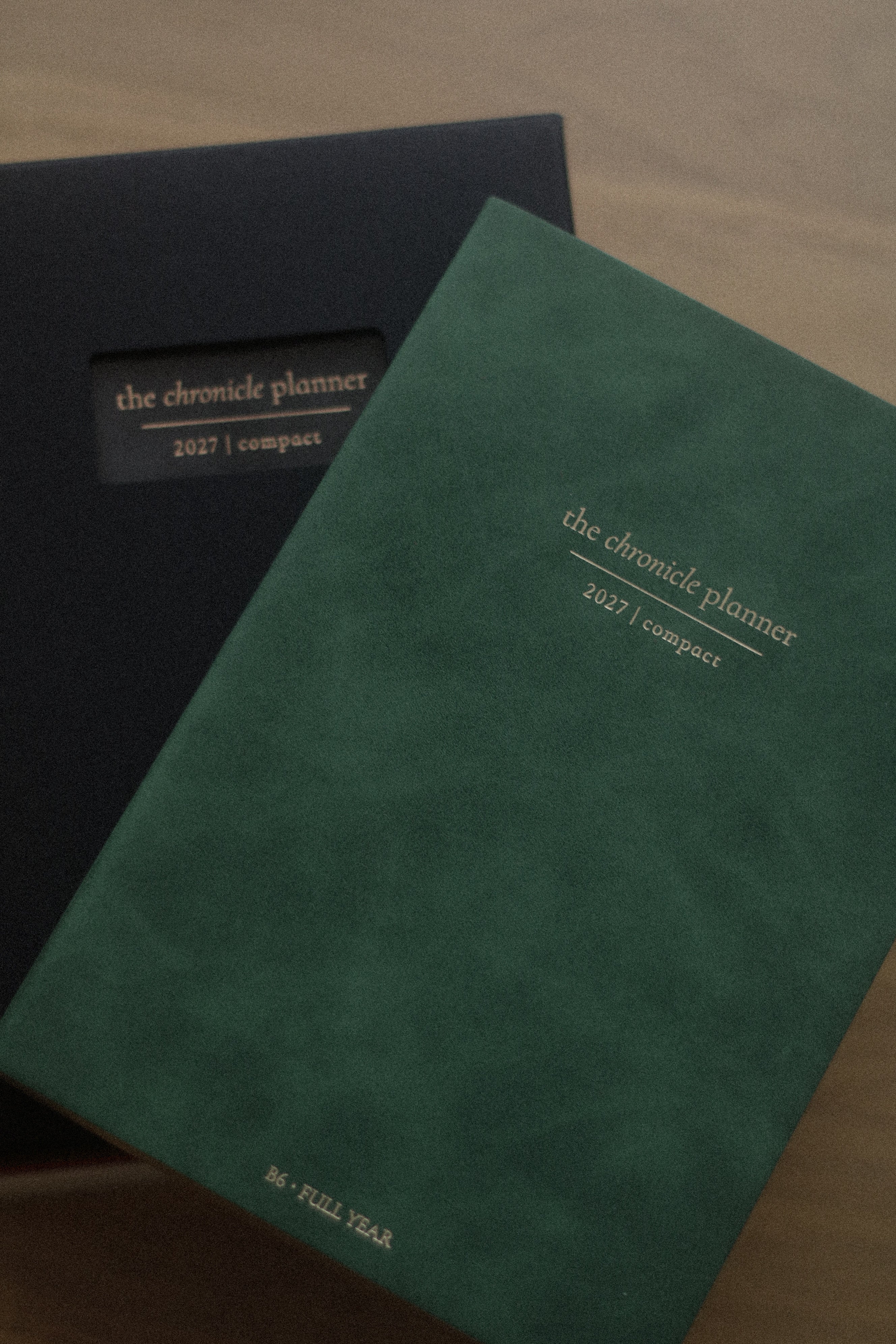 The 2027 Chronicle Planner - B6 COMPACT