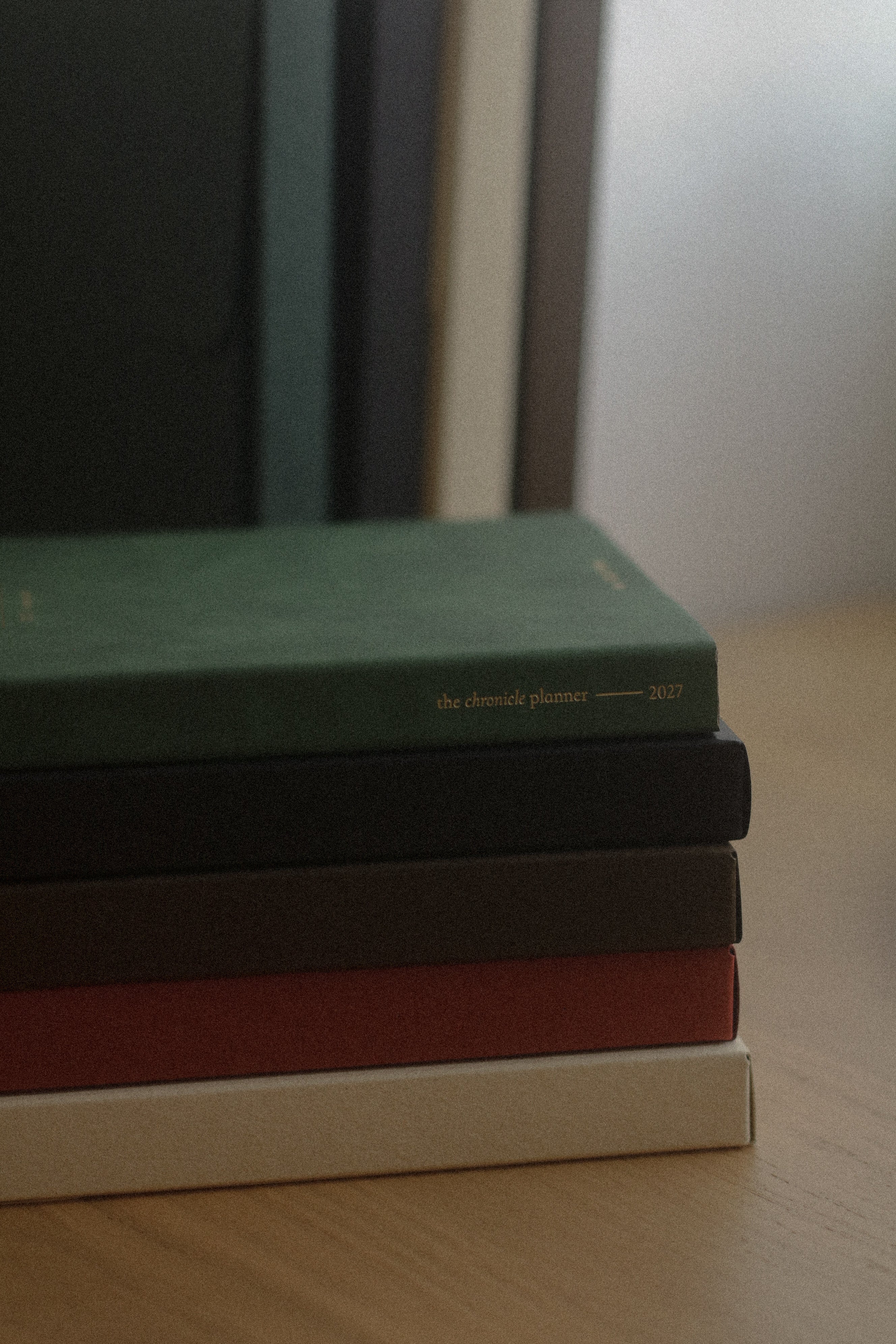The 2027 Chronicle Planner - B6 COMPACT